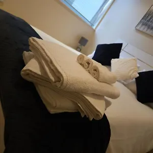 Comfy Spacious In Canary Wharf London